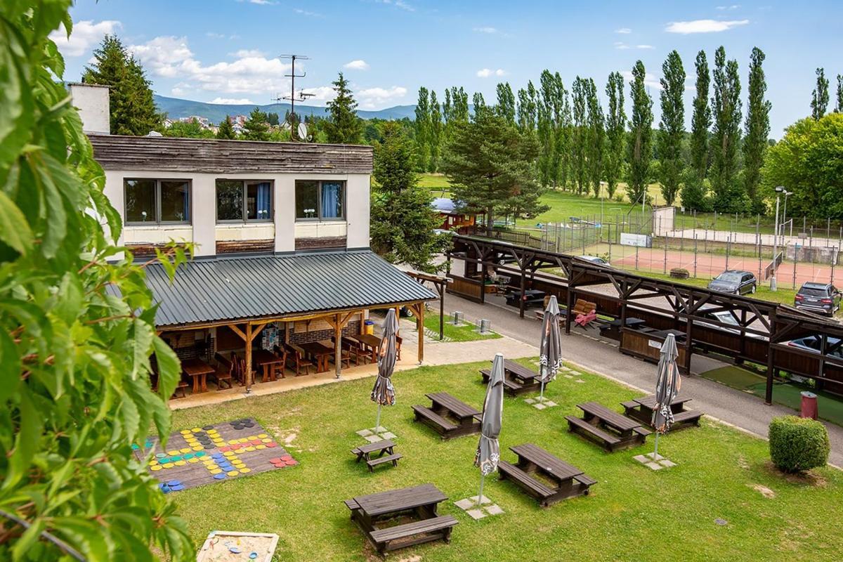Holiday Park Vrchlabi - Lisci Farma 외부 사진